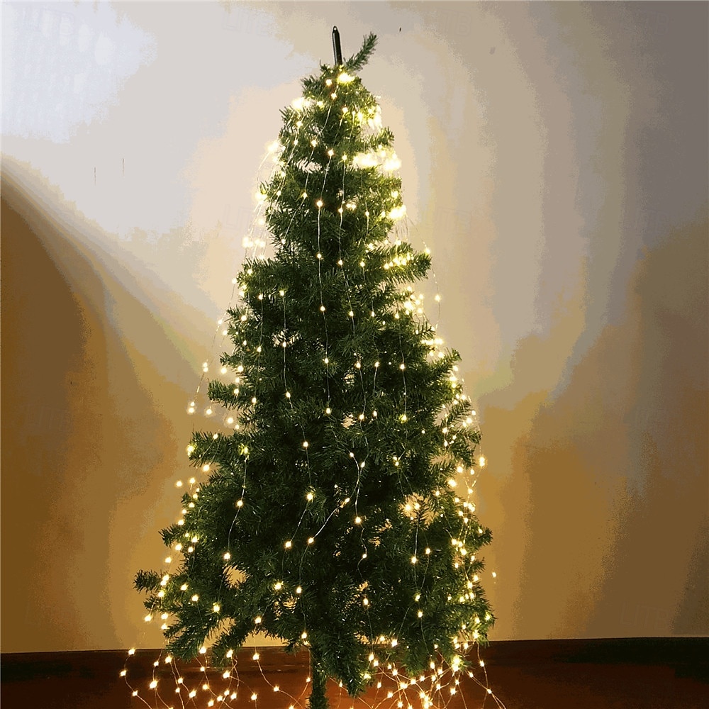 Guirlande lumineuse de Noël à LED avec guirlande lumineuse de 2 m et 200 LED pour décoration de Noël en extérieur de 2025 ? $13.99 –P2