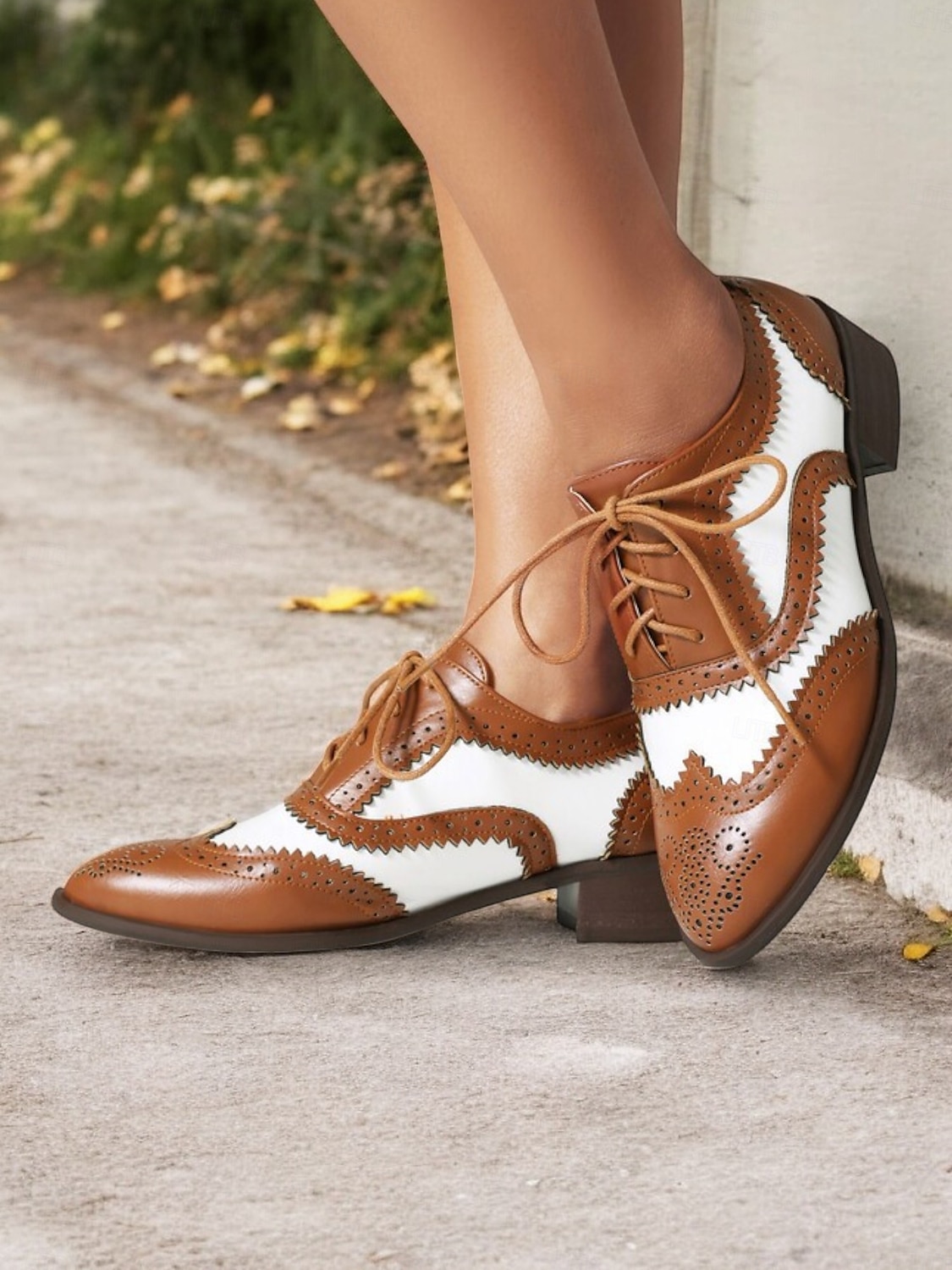 chaussures richelieu brogue noires et blanches pour femmes - chaussures habillées vintage en similicuir à bout golf bicolore pour occasions formelles de 2025 ? $54.99 –P1