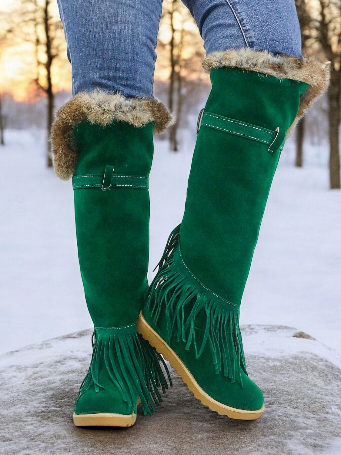 Botas de inverno femininas de camurça verde mocassim com forro de pele e detalhes de franjas – botas de neve confortáveis na altura do joelho para o tempo frio de 2025 por $59.99 –P3