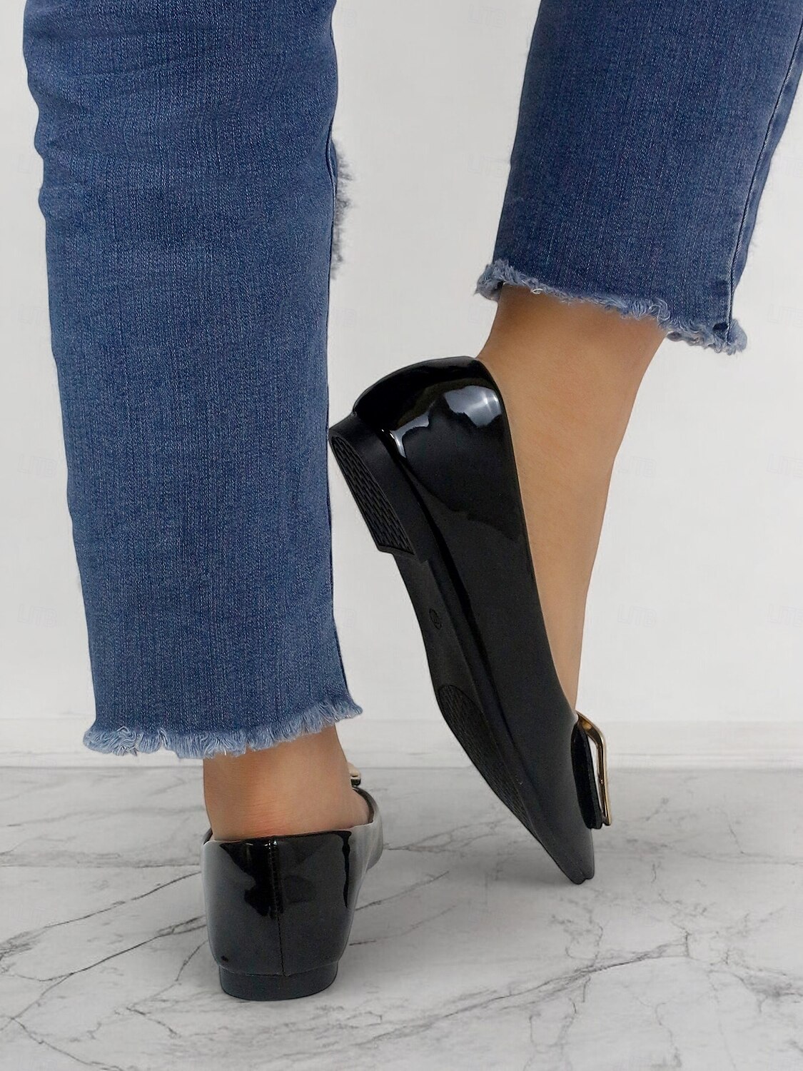 balettlägenheter i svart lack för kvinnor med snyggt fyrkantigt spänne – bekväma slip-on klänningskor för högtidliga tillfällen 2025 - $29.99 –P3