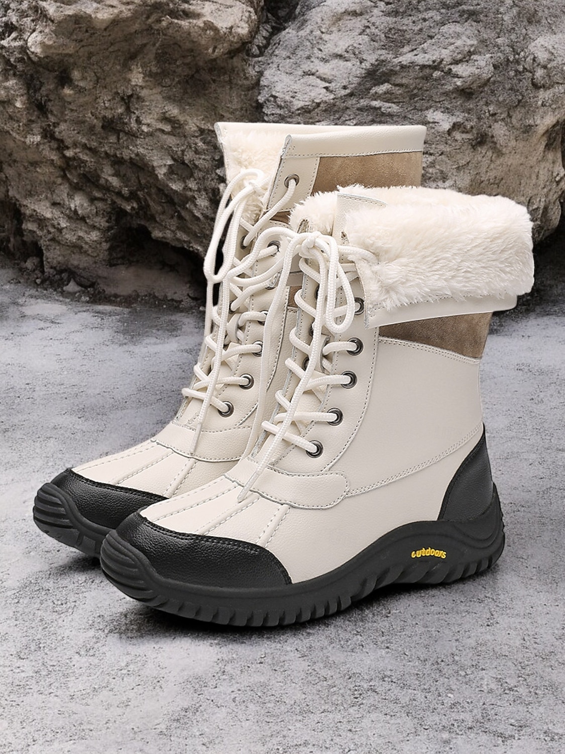bottes de neige à lacets d'hiver pour femmes - bottes isolées imperméables doublées de fausse fourrure pour les aventures en plein air de 2025 ? $59.99 –P8