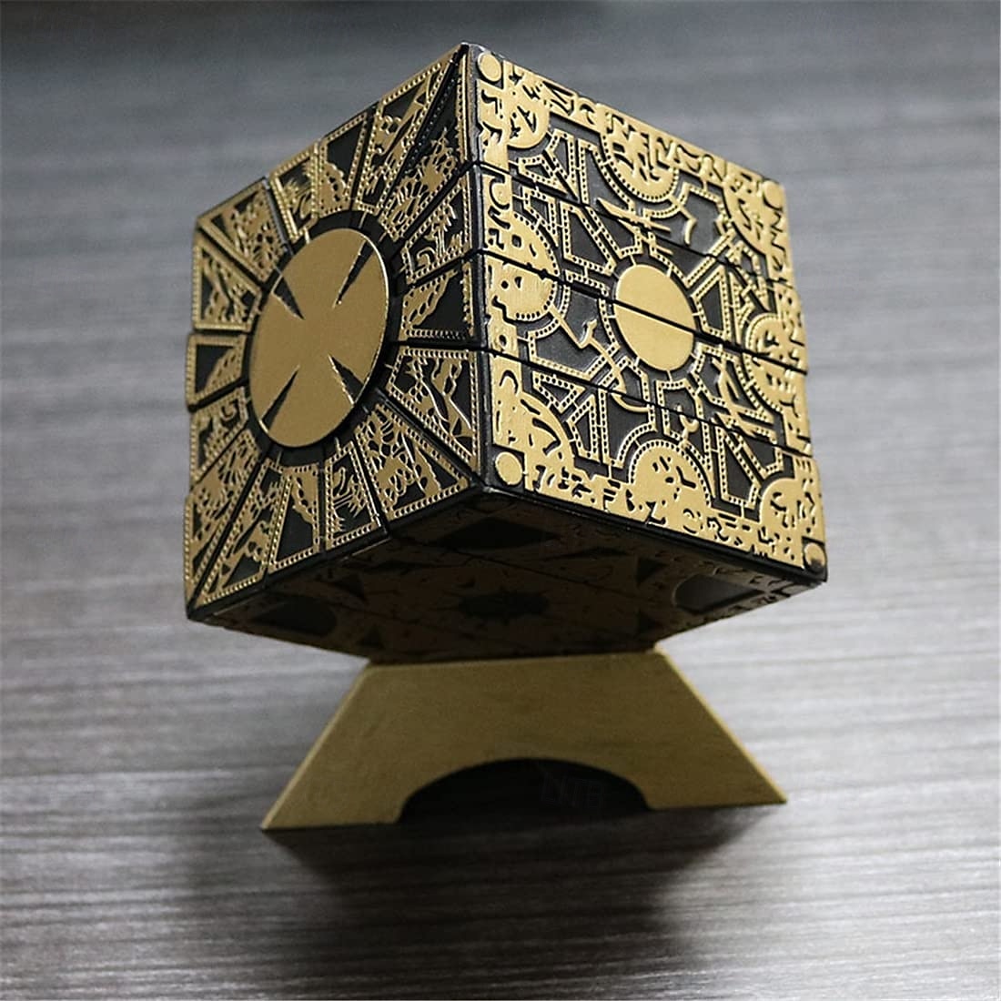 Detachable Hellraiser Puzzle Box, Hellraiser Puzzle Box Functional, Deformation Detachable Lock Puzzle Box. with Base 2025 - $27.99 –P3