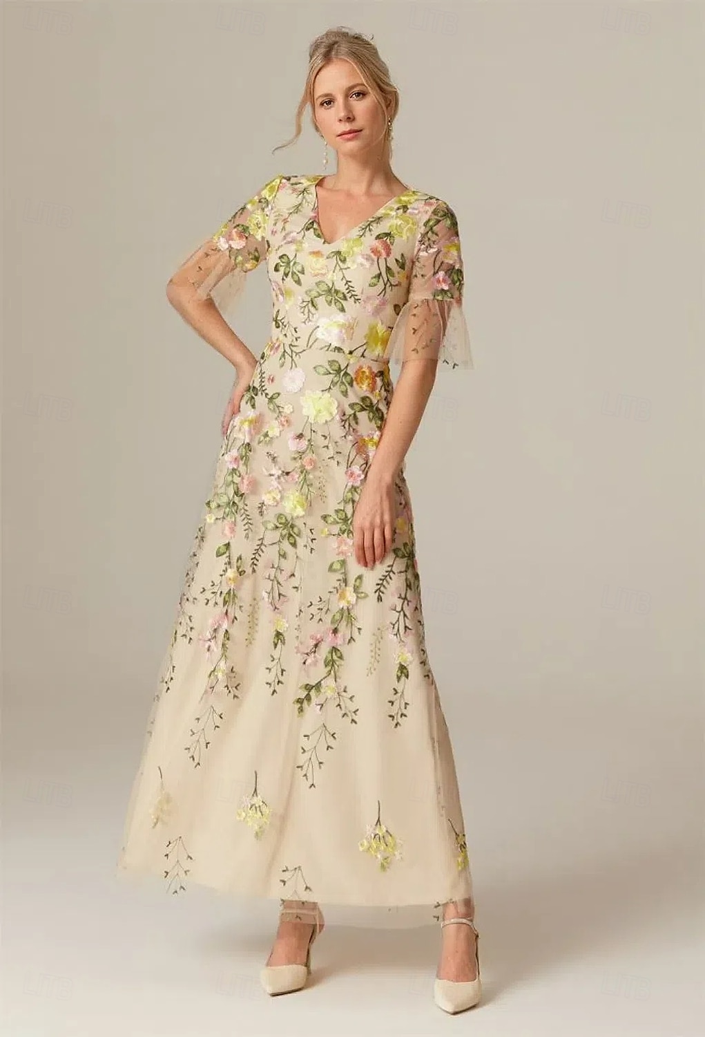 Bloemige Kant A-Lijn Geborduurde Jurk Strandbruiloft Formele Moeder Van De Bruid Elegante Vintage V-Hals Enkelhoogte Tule Korte Mouw Met Applicaties Bloem 2025 - $129.99 –P1