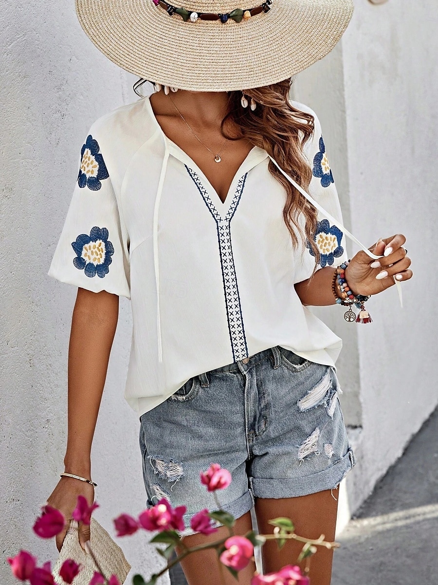 Damen Hemd Bluse Blumen Stilvoll Brautkleider schlicht Kurzarm V Ausschnitt Normale Oberteile Täglich mit Schnürung Bestickt Weiß Marineblau Sommer Frühling 2025 - $24.99 –P4