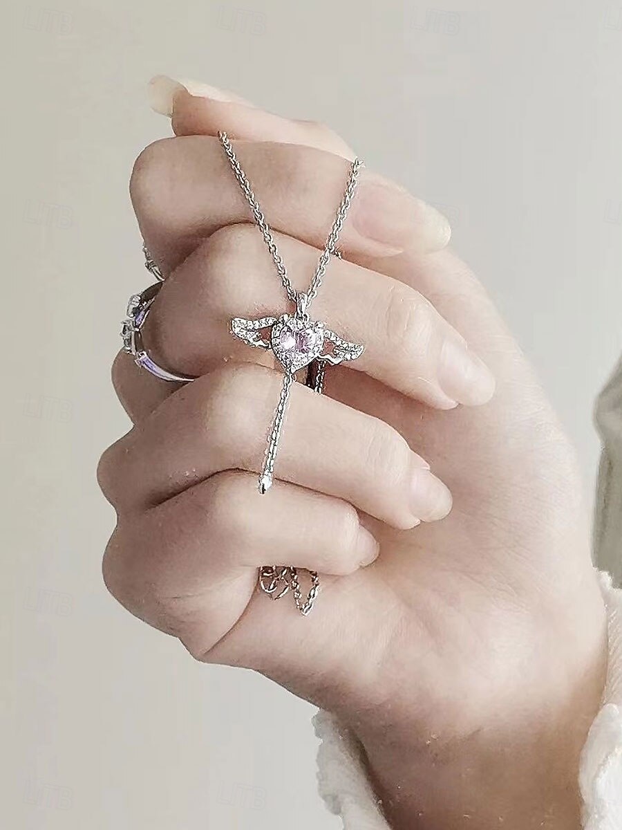 collier en cuivre mode femme mignon classique ange joli collier en forme de coeur pour fête quotidienne Saint Valentin de 2025 ? $18.99 –P3