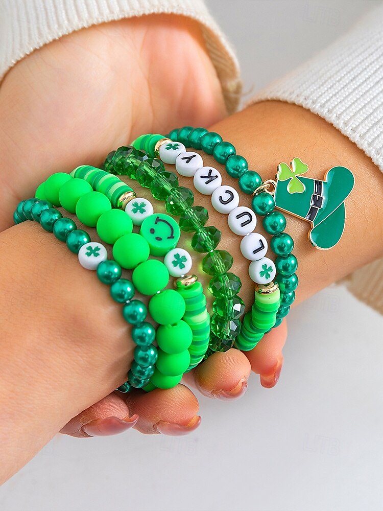 st. patrick's day lucky charm armbånd – irsk grønn beaded stretch armbåndsett for kvinner, festlig ferietilbehør med shamrock og bokstavdetaljer 2025 - $9.99 –P1