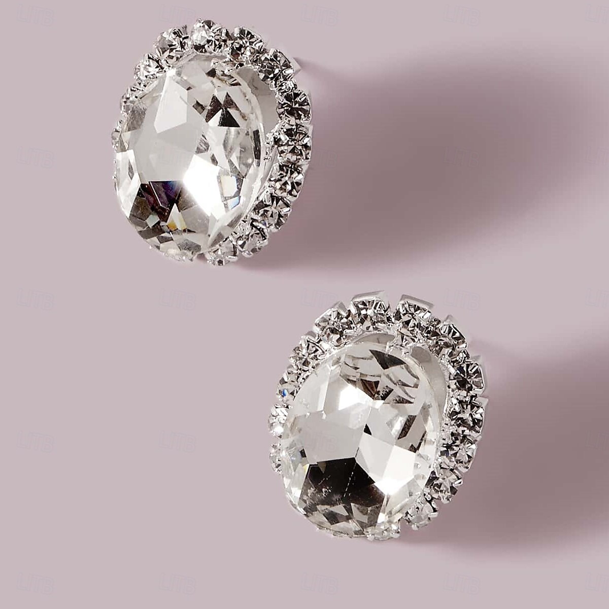 Femme Boucles d'oreille Clou Fantaisie Joie mode Luxe Des boucles d'oreilles Bijoux Argent Pour Soirée de 2025 ? $15.99 –P5