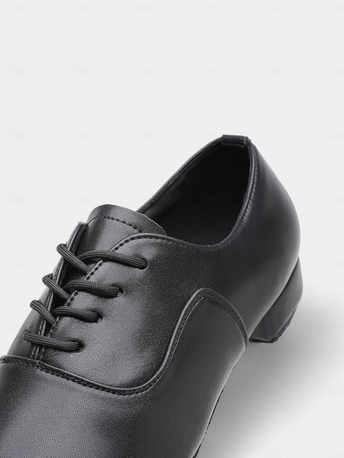 schwarze Tanzschuhe zum Schnüren für Herren mit weicher Wildledersohle und klassischem Design – ideal für Standard-, lateinamerikanische und Bühnenauftritte 2025 - $34.99 –P6