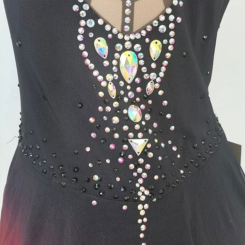 Figure Skating Dress Women's Girls' Ice Skating Dress Black Red White Patchwork High Elasticity Training Competition Skating Wear Classic Crystal / Rhinestone Long Sleeve Ice Skating Figure Skating 2025 - $138.99 –P6