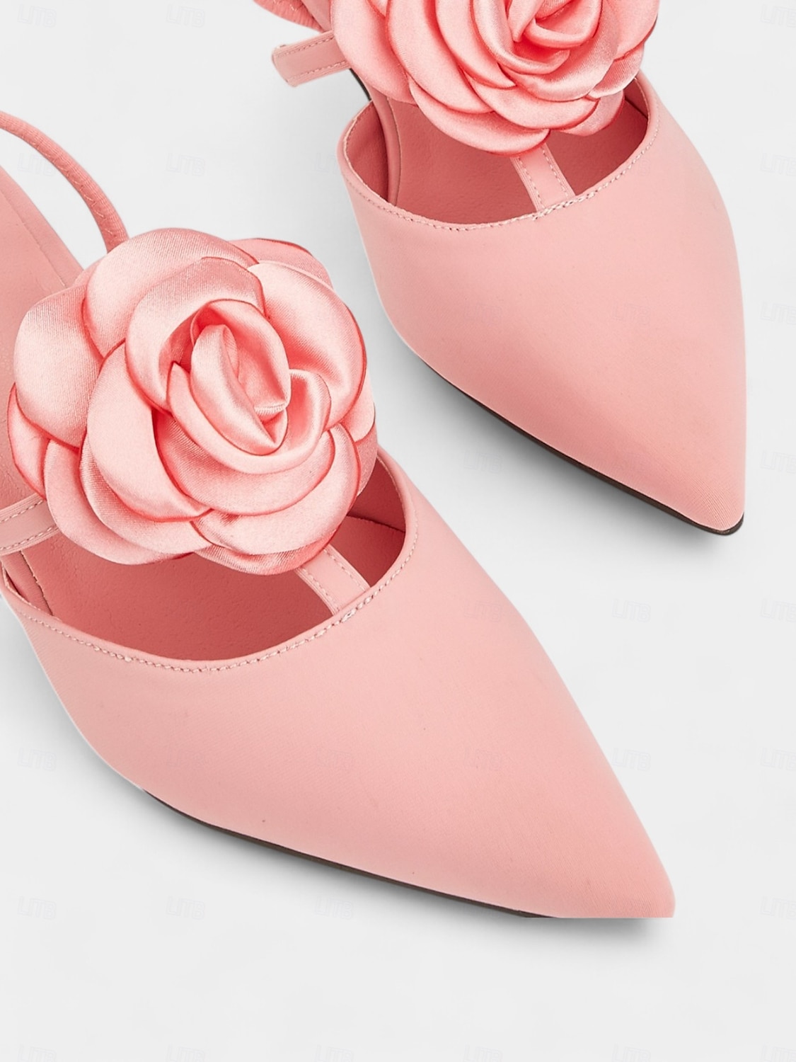 chaussures de mariage à bride arrière en satin violet pour femmes avec détail de fleur de rose, bout pointu et talons bas - talons de mariée élégants pour les mariages et les événements formels de 2025 ? $12.99 –P4