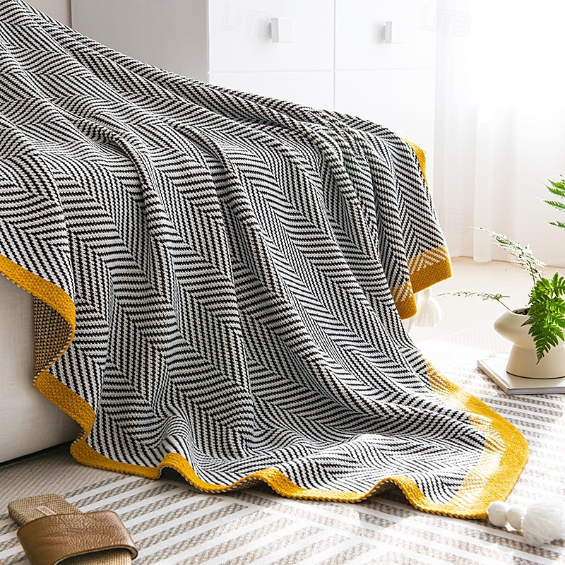 cobertor de tecido estilo nórdico design minimalista e elegante com borlas macias durável e aconchegante perfeito para camas, sofás ou como uma manta decorativa adiciona um toque escandinavo à de 2025 por $38.99 –P4