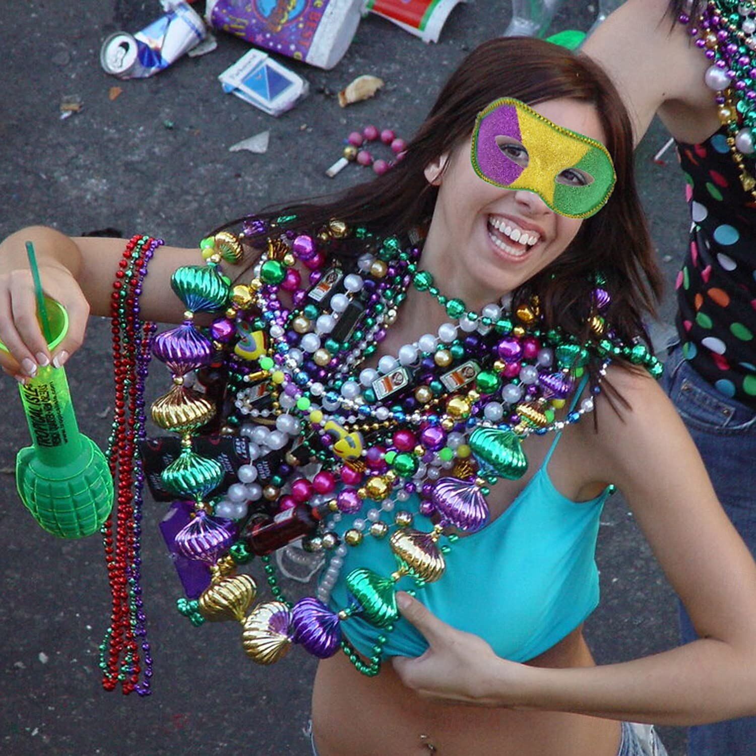 El juego de 2 piezas de suministros para fiestas de Mardi Gras incluye una máscara de Mardi Gras y una diadema peluda, pelucas de cabello loco para cosplay de Mardi Gras, fiesta deportiva y accesorio 2025 - $11.49 –P3