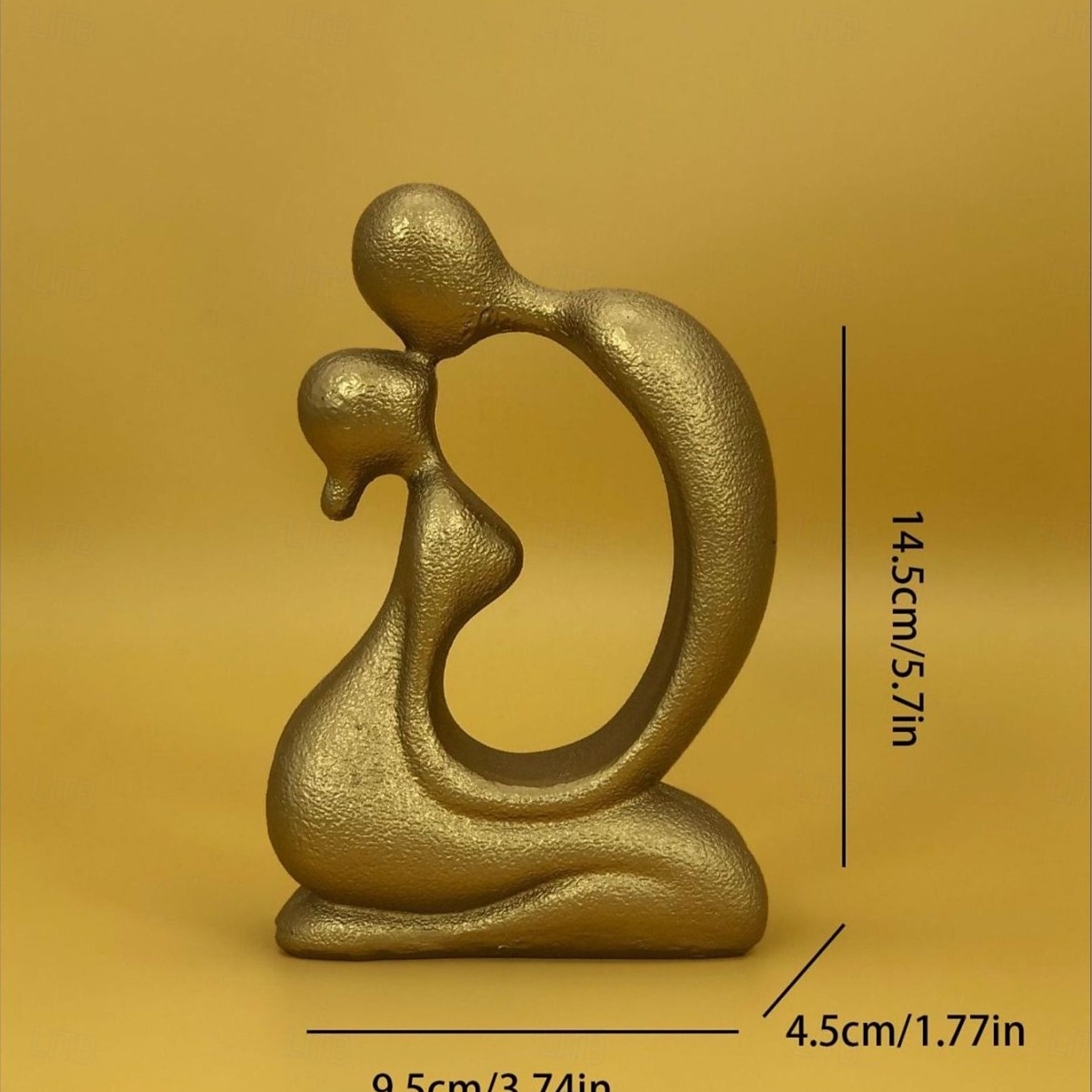 statua in resina di coppia che si bacia, artigianato artistico per la casa, il soggiorno, l'ufficio, il bar, versatile per interni &ornamento da tavolo per ingresso esterno per San Valentino del 2025 a $9.49 –P1