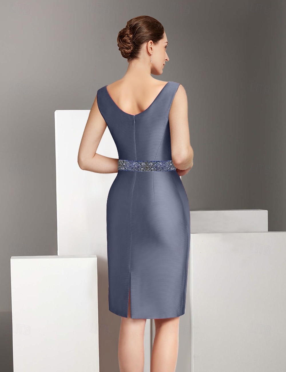 Two Piece Sheath / Column Dress Suit Mother of the Bride Dress Elegant Vintage V Neck Knee Length Satin 3/4 Length Sleeve with Feather Beading Derby Dress Race Day Dress 2025 2025 - $139.99 –P3