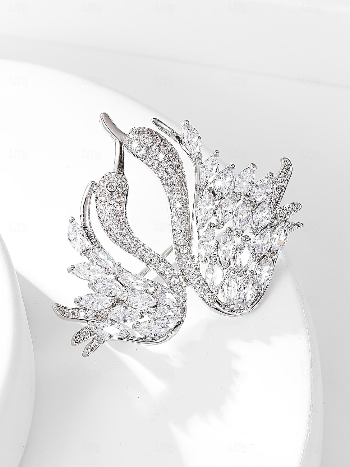Per donna Spille geometrico Con animale Moda Semplice Spilla Gioielli Argento Per Ufficio Giornaliero del 2025 a $19.99 –P2