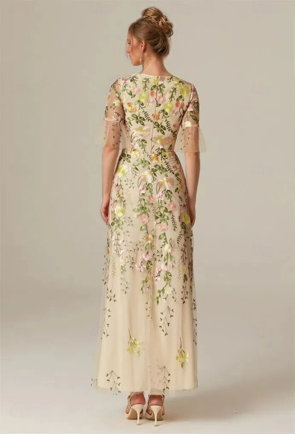 Bloemige Kant A-Lijn Geborduurde Jurk Strandbruiloft Formele Moeder Van De Bruid Elegante Vintage V-Hals Enkelhoogte Tule Korte Mouw Met Applicaties Bloem 2025 - $129.99 –P2
