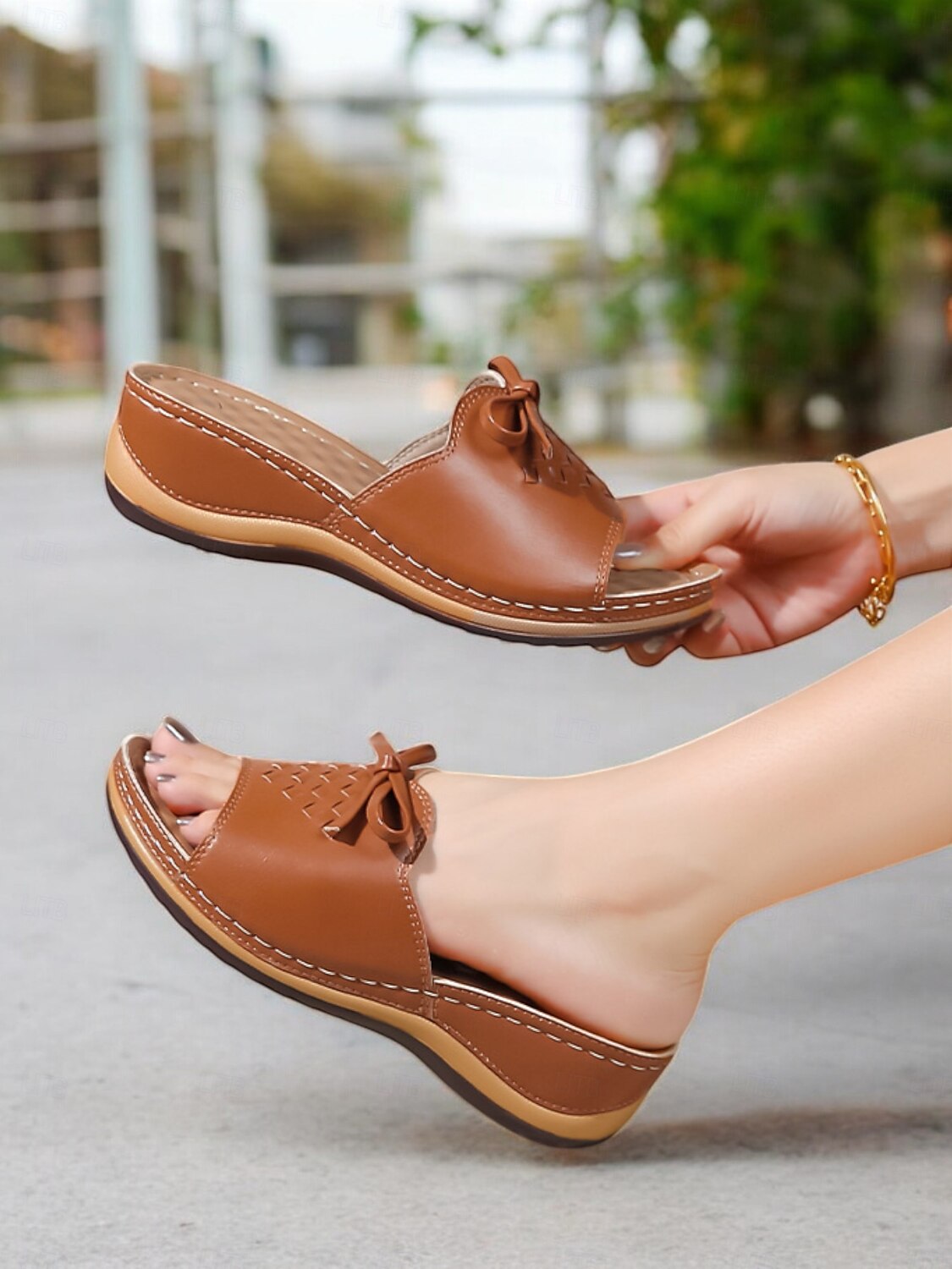 Women's Brown Open-Toe Slide Sandals with Woven Pattern and Bow Detail - Comfortable Casual Footwear for Summer and Daily Wear 2025 - $26.99 –P1