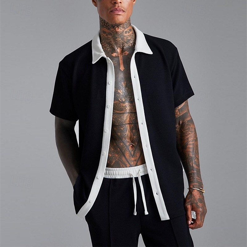 Per uomo 2 pezzi Completo di camicia Set estivo Set abbinati Maglietta informale Camicia di velluto a coste Nero Bianco Manica corta Color Block Colletto Da mare Giornaliero Abbigliamento Di tendenza del 2025 a $41.99 –P1