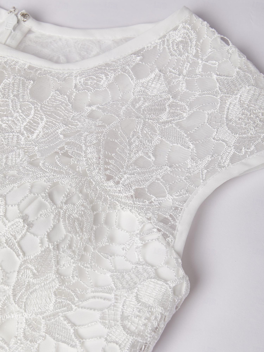 Twee-delige Sluier  Kolom Moeder van de Bruid Jurk Strand Bruiloft Elegante Sieraad Hals Knie Lengte Chiffon Satin Kant 3/4 Lengte Mouw Korte Jas Jurken met Applicaties 2025 - $193.99 –P10