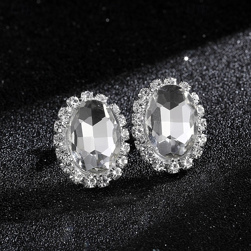 Femme Boucles d'oreille Clou Fantaisie Joie mode Luxe Des boucles d'oreilles Bijoux Argent Pour Soirée de 2025 ? $15.99 –P4