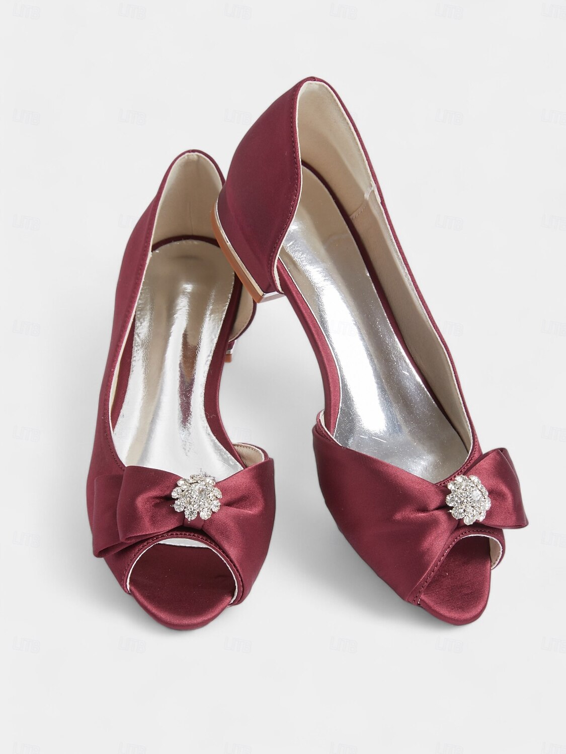 ballerines à bout ouvert en satin bordeaux pour femmes avec nœud et ornements en strass – chaussures de mariage élégantes pour les occasions nuptiales et formelles de 2025 ? $59.99 –P1