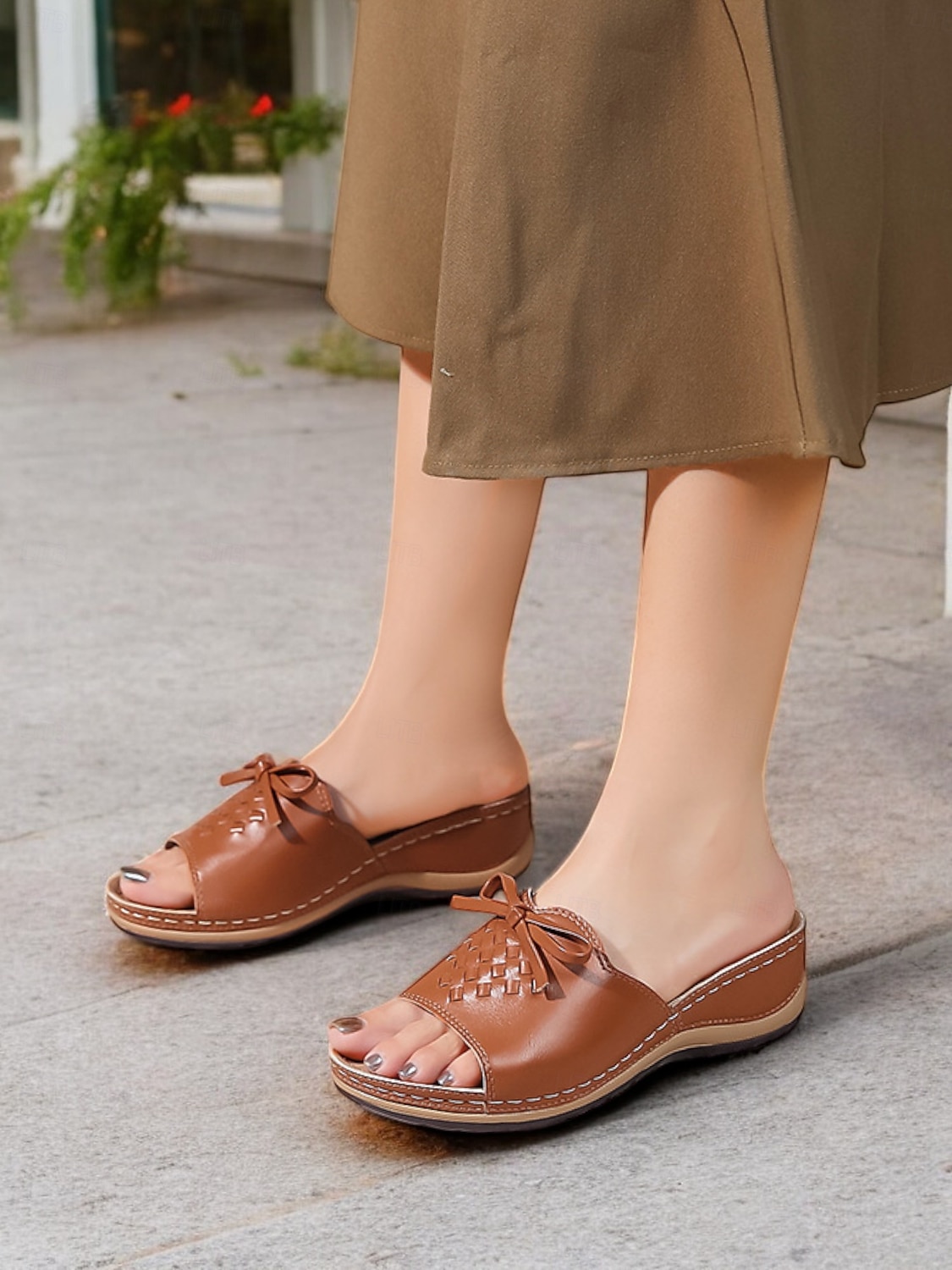 Women's Brown Open-Toe Slide Sandals with Woven Pattern and Bow Detail - Comfortable Casual Footwear for Summer and Daily Wear 2025 - $26.99 –P2
