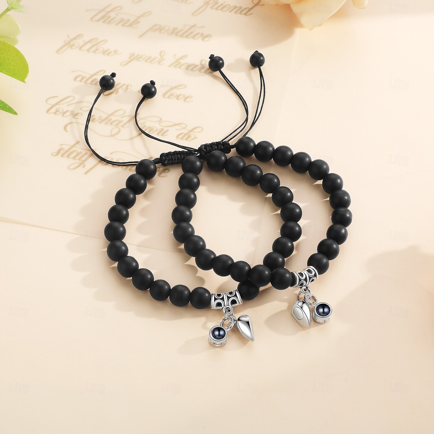 Ett Par Anpassade Eleganta Pararmband Anpassad Bröllopsgåva för Par Inbäddade med Projektionsstenar. Armbanden Har Magnetiska Stenar som Gör att De Kan Foga Samman 2025 - $41.99 –P5