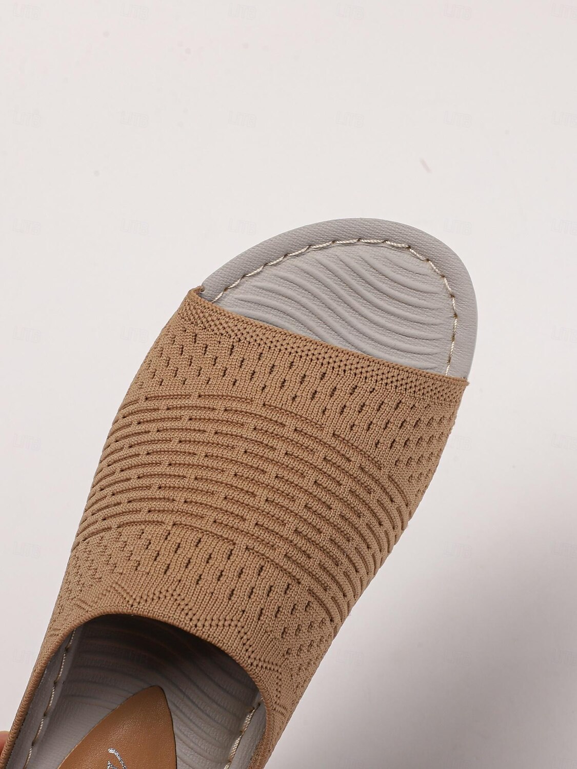 sandálias femininas slip-on com cabedal em malha trançada, design aberto e sola acolchoada para uso casual no verão e conforto diário de 2025 por $34.99 –P5