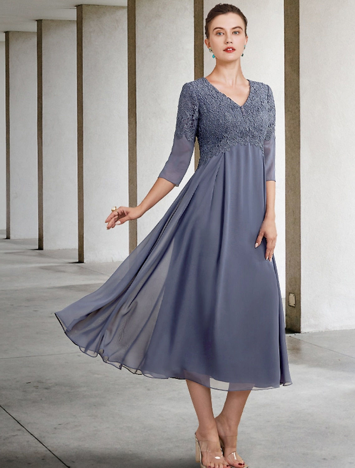 Abito per la madre della sposa A-Line invitata a un matrimonio elegante taglie forti scollo a V lunghezza tè in chiffon pizzo manica 3/4 con ruches applicazioni 2025 taglia personalizzata gratuita del 2025 a $167.99 –P5