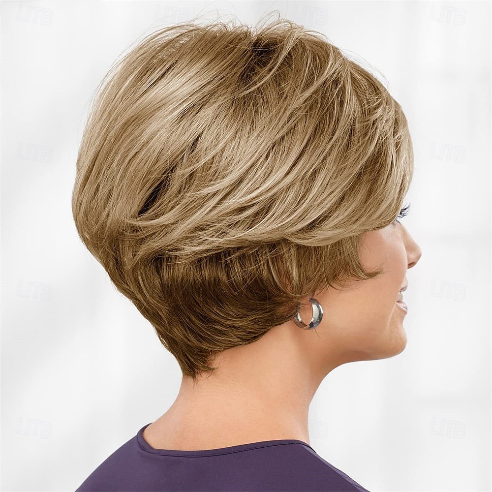 Perruque Bennett Whisperlite Perruque bob courte sophistiquée avec des couches de plumes et une frange rasant les cils / nuances multi-tons de blond argenté brun et rouge de 2025 ? $24.99 –P6