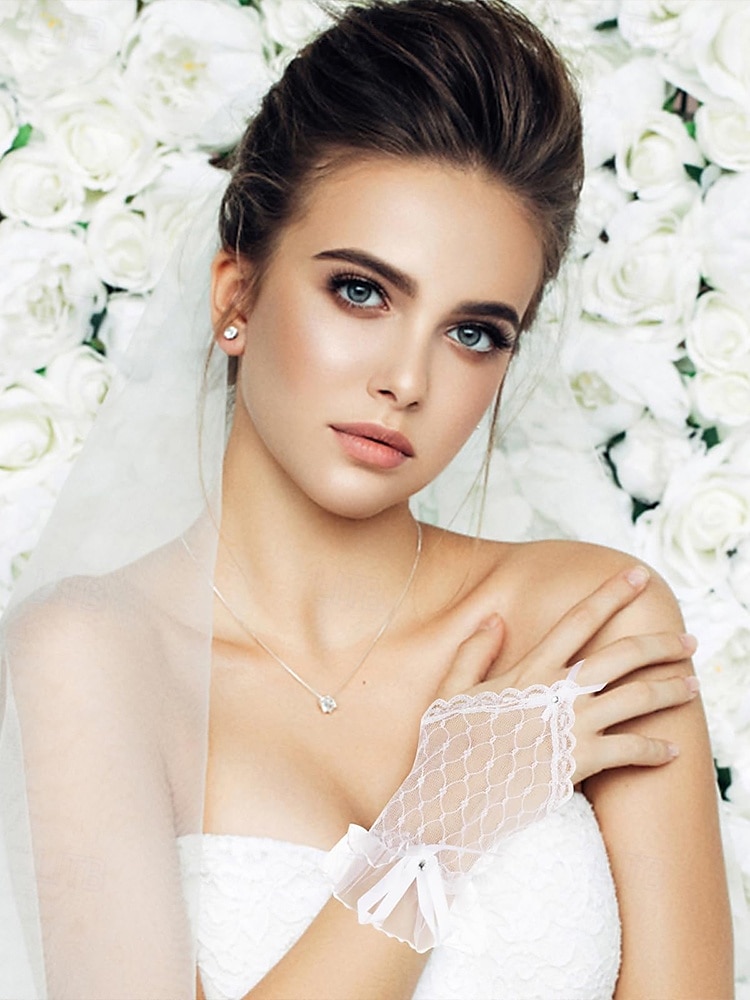 Guantes de novia elegantes de encaje blanco: guantes de novia sin dedos con lazo y detalles florales, perfectos para bodas y ocasiones especiales. 2025 - $7.99 –P1