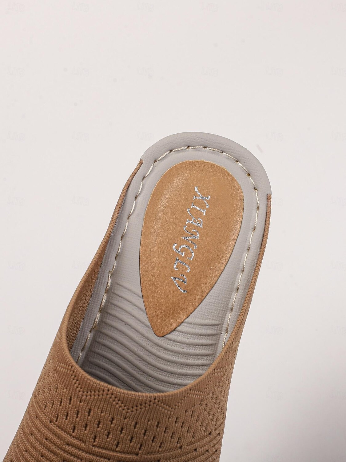 sandálias femininas slip-on com cabedal em malha trançada, design aberto e sola acolchoada para uso casual no verão e conforto diário de 2025 por $34.99 –P6
