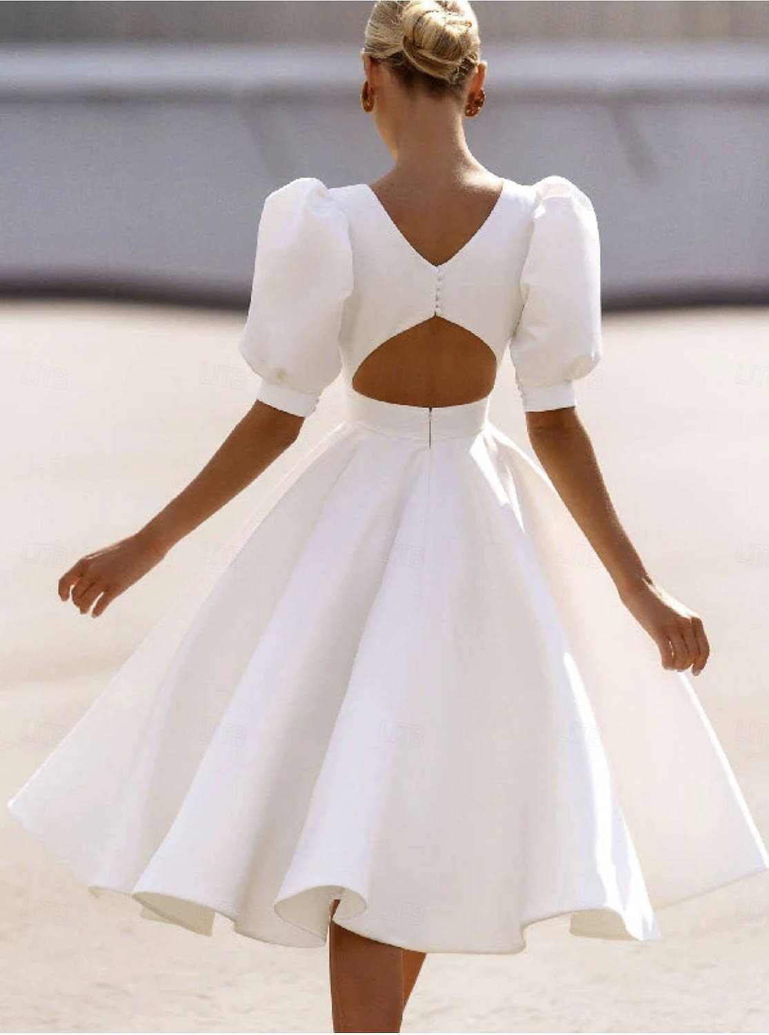 Vestidos blancos para compromisos vestidos de boda en A escote barco manga  corta longitud de té vestidos de novia de satén con cinta lazo 2025 -  €160.99, image size:1115x1500