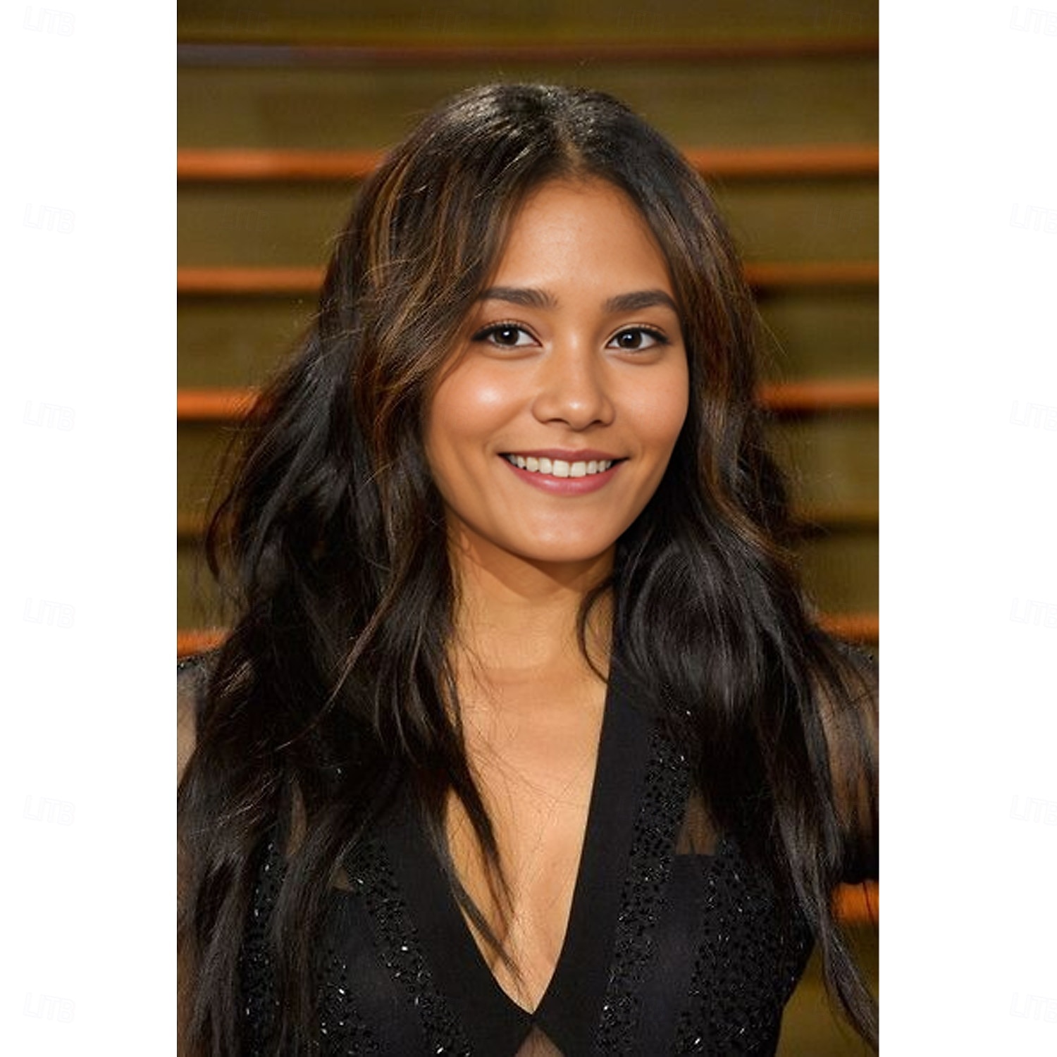 perruques inspirées de regina hall perruque synthétique perruque asymétrique ondulée longue cheveux synthétiques brun foncé design à la mode pour femmes brun naturel doux de 2025 ? $19.99 –P1