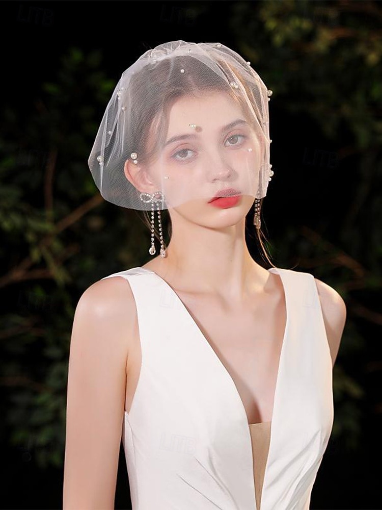 kurzer Brautschleier mit Perlen- und Kristallverzierungen – elegantes Vintage-Hochzeitsaccessoire für Bräute, ideal für Hochzeiten und Zeremonien 2026 - $7.99 –P3