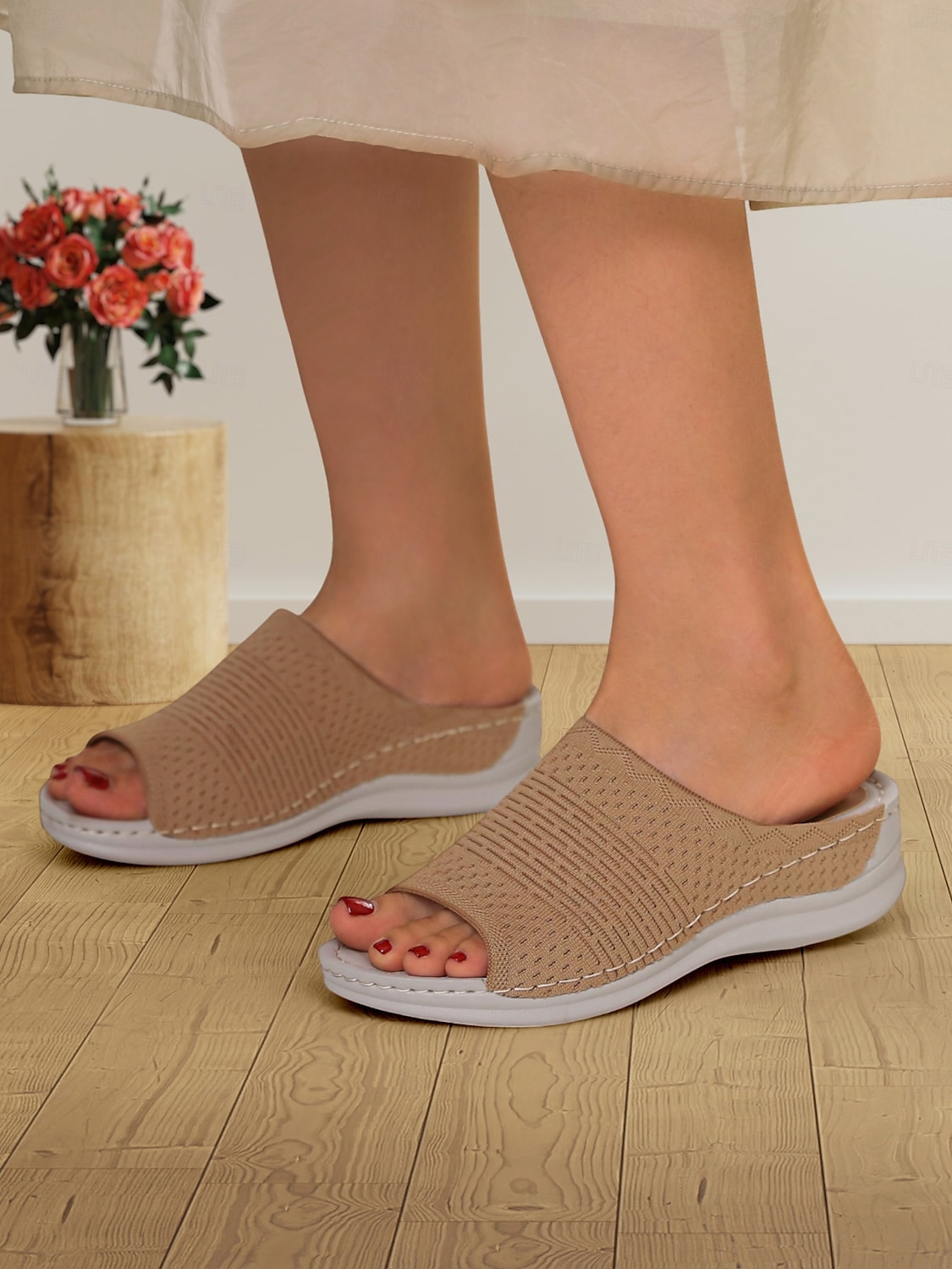 sandálias femininas slip-on com cabedal em malha trançada, design aberto e sola acolchoada para uso casual no verão e conforto diário de 2025 por $34.99 –P9