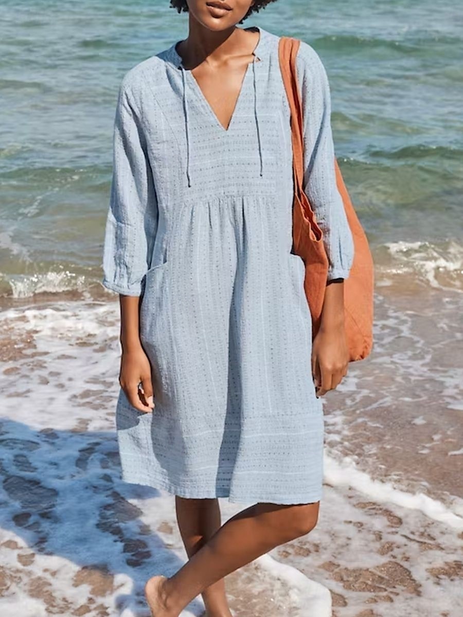 Femmes Robe Midi Robes en coton et lin Robe Décontractée Basique Occasionnel Vacances Quotidien Coupe régulière Uni Manche 3/4 Col en V Noir Blanche Vert Claire Bleu clair Été de 2025 ? $32.99 –P1