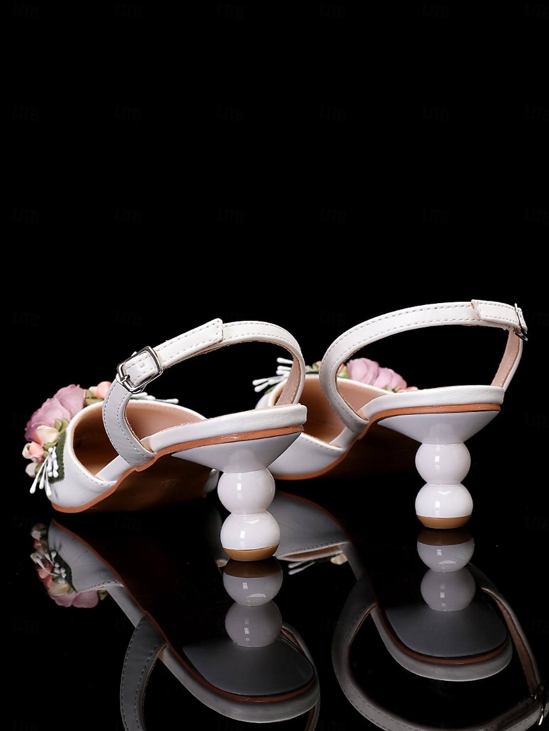 Set de pantofi albi cu toc pisicuță cu ornamente florale de epocă și set clutch asortat pentru femei - ideal pentru nunți și ocazii formale 2025 - $89.99 –P2