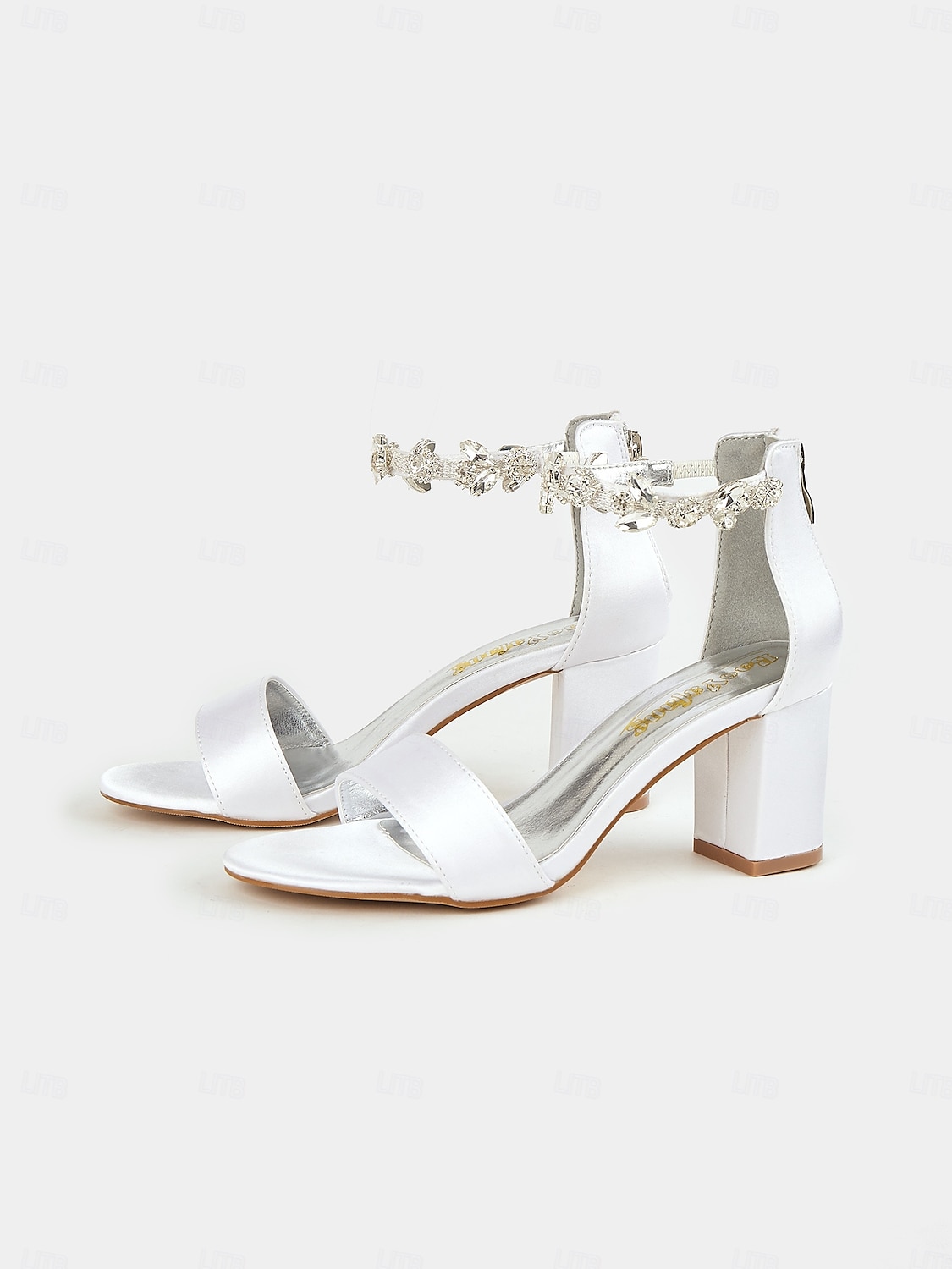 weiße Satin-Brautsandalen mit Blockabsatz und floralem Fesselriemchen – perfekt für Hochzeiten und Empfänge 2025 - $46.99 –P2