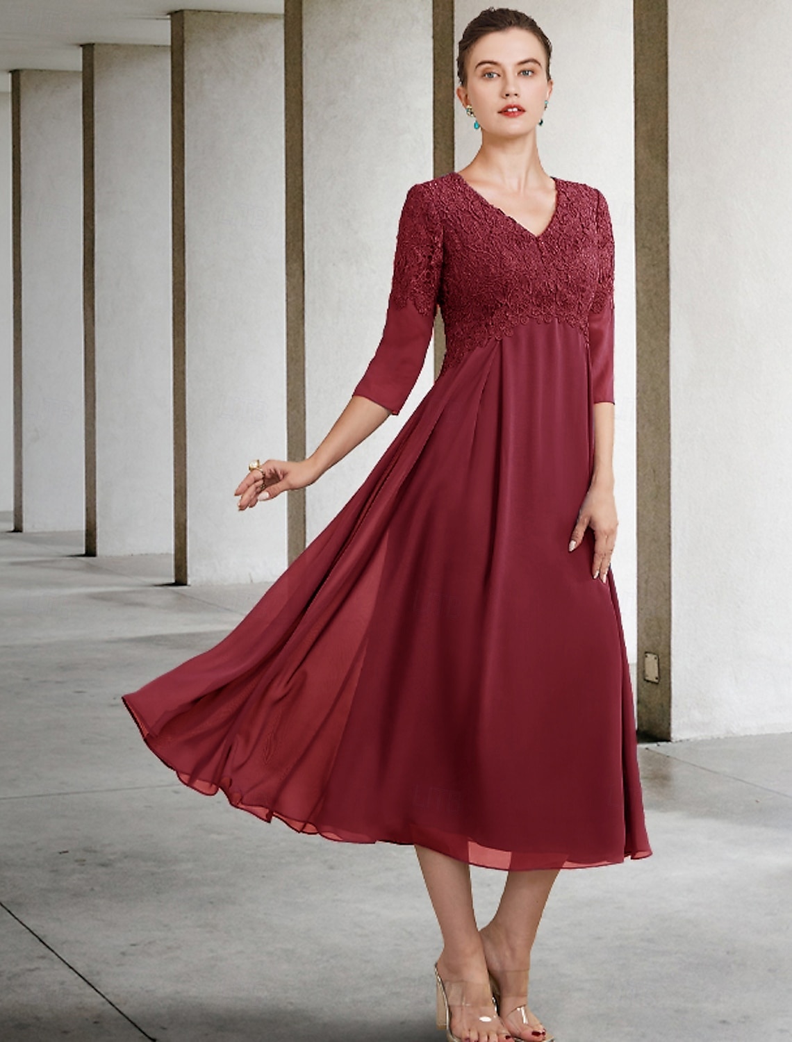 Abito per la madre della sposa A-Line invitata a un matrimonio elegante taglie forti scollo a V lunghezza tè in chiffon pizzo manica 3/4 con ruches applicazioni 2025 taglia personalizzata gratuita del 2025 a $167.99 –P7