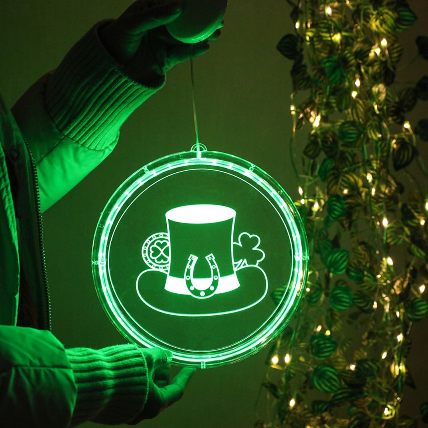 St. Patrick's Day Decorative Window Light - Battery Powered Suction Cup Hanging Light for Irish Festival Decoration 1pc 2025 - $19.49 –P1