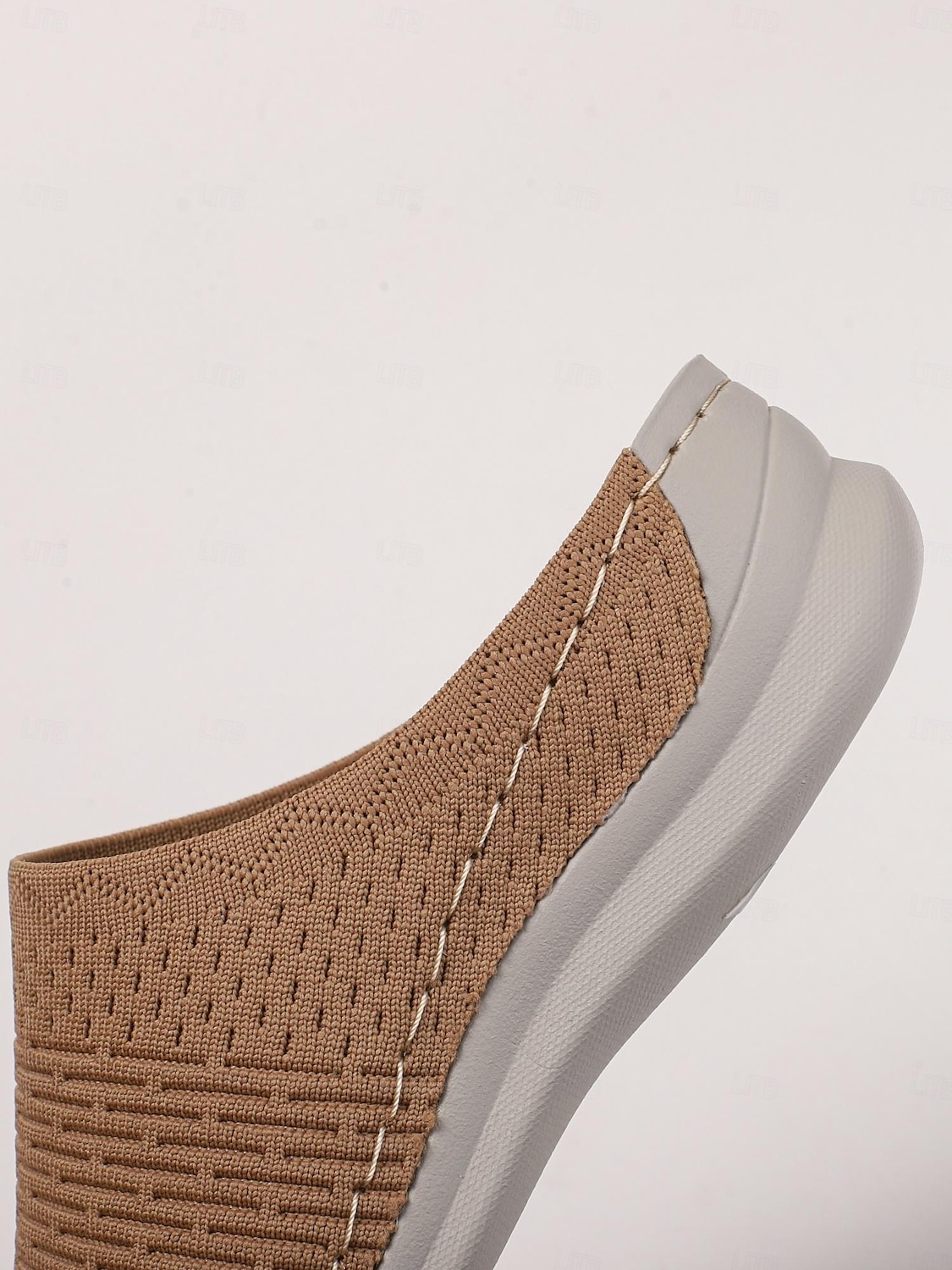 sandálias femininas slip-on com cabedal em malha trançada, design aberto e sola acolchoada para uso casual no verão e conforto diário de 2025 por $34.99 –P7