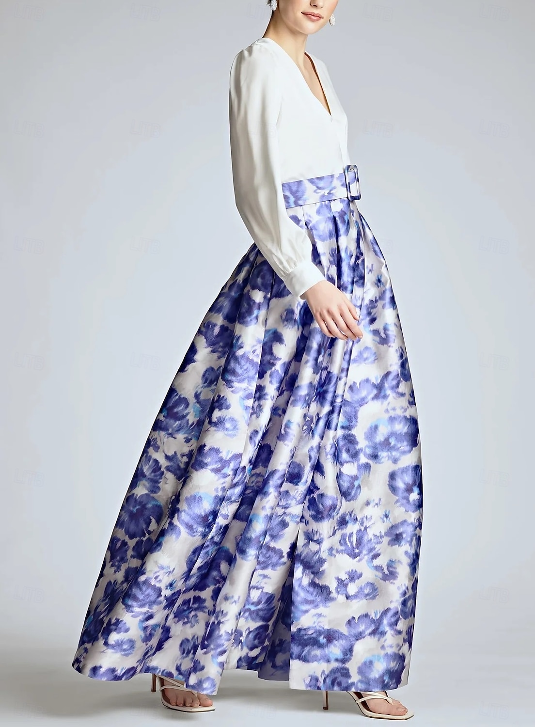 A-line Abito da Sera Abito Ad Alta Fessura Matrimonio in Spiaggia Formale Ospite di Matrimonio Lunghezza Piena Maniche Lunghe Scollo a V Cintura  Nastro Satin con Stampa Floreale Fessura Abito Derby del 2025 a $181.99 –P2