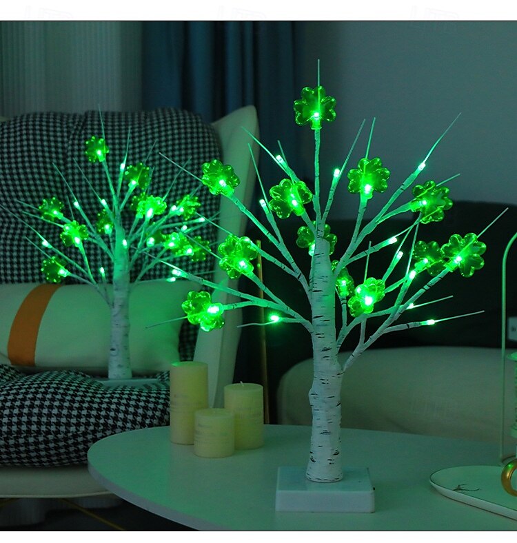 Veilleuse décorative trèfle de la Saint-Patrick 45 cm 13 LED - USB/batterie double alimentation avec télécommande 8 fonctions pour décoration d'ambiance de fête intérieure 1 pièce de 2025 ? $29.99 –P13