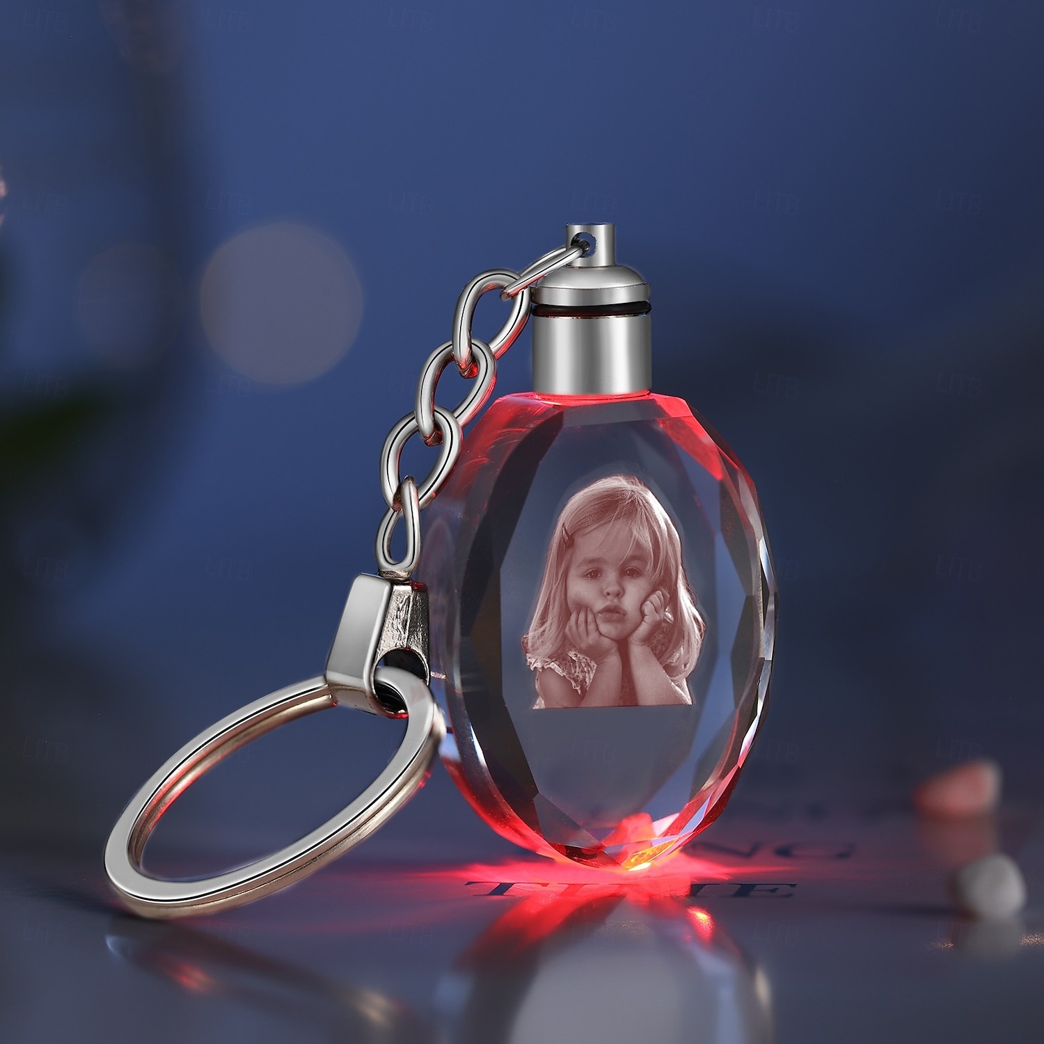 Персонализированный 3D кристаллический фотоключница – лазерная гравировка кристаллическая брелок с красным и синим светом идеальный свадебный или годовщинный подарок 2025 - $18.49 –P7