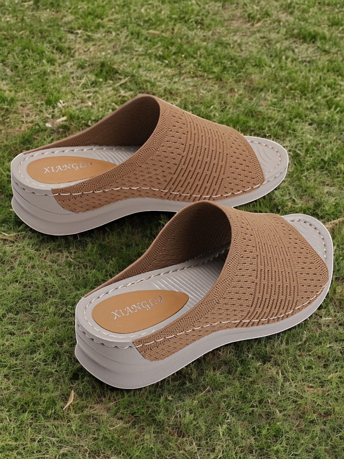 sandálias femininas slip-on com cabedal em malha trançada, design aberto e sola acolchoada para uso casual no verão e conforto diário de 2025 por $34.99 –P3