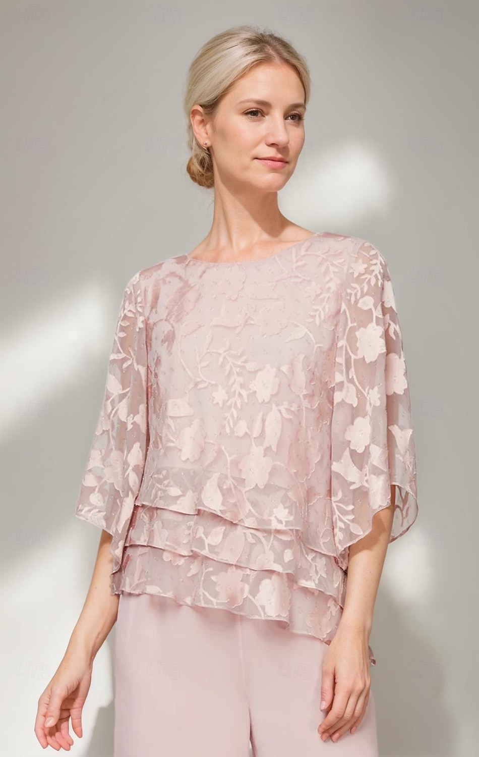 Jumpsuit  Hosenanzug Brautmutter Blumenspitze Elegant Einfach Minimalistisch Bootsausschnitt Bodenlange Chiffon 3/4 Länge Ärmel mit Rüschchen Kaskadierende Rüschen Einfarbig 2025 - $203.99 –P4