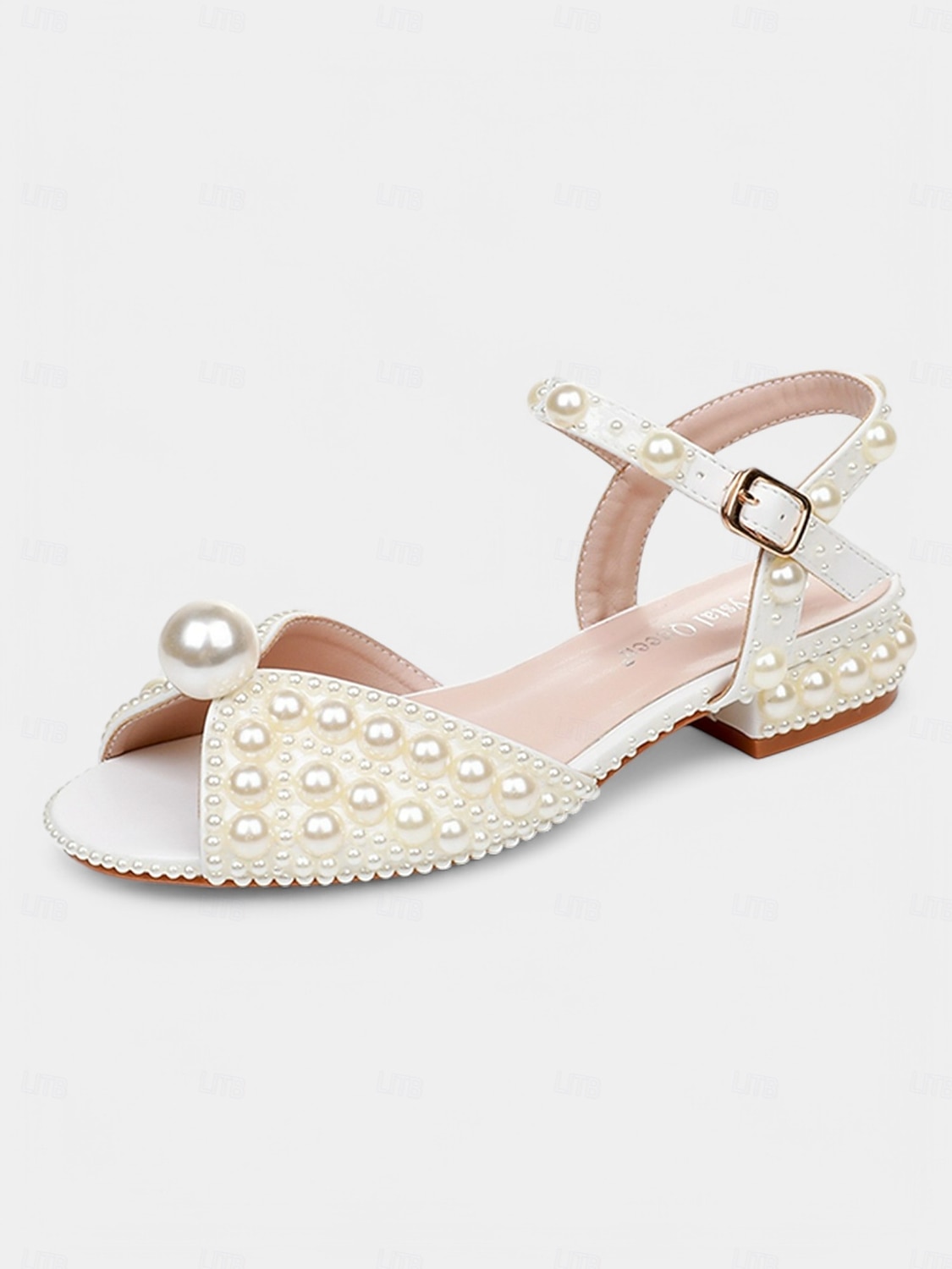 Sandales de mariée blanches en perles, chaussures à petit talon bloc et bride cheville pour les mariages champêtres et formels. de 2026 ? $69.99 –P1
