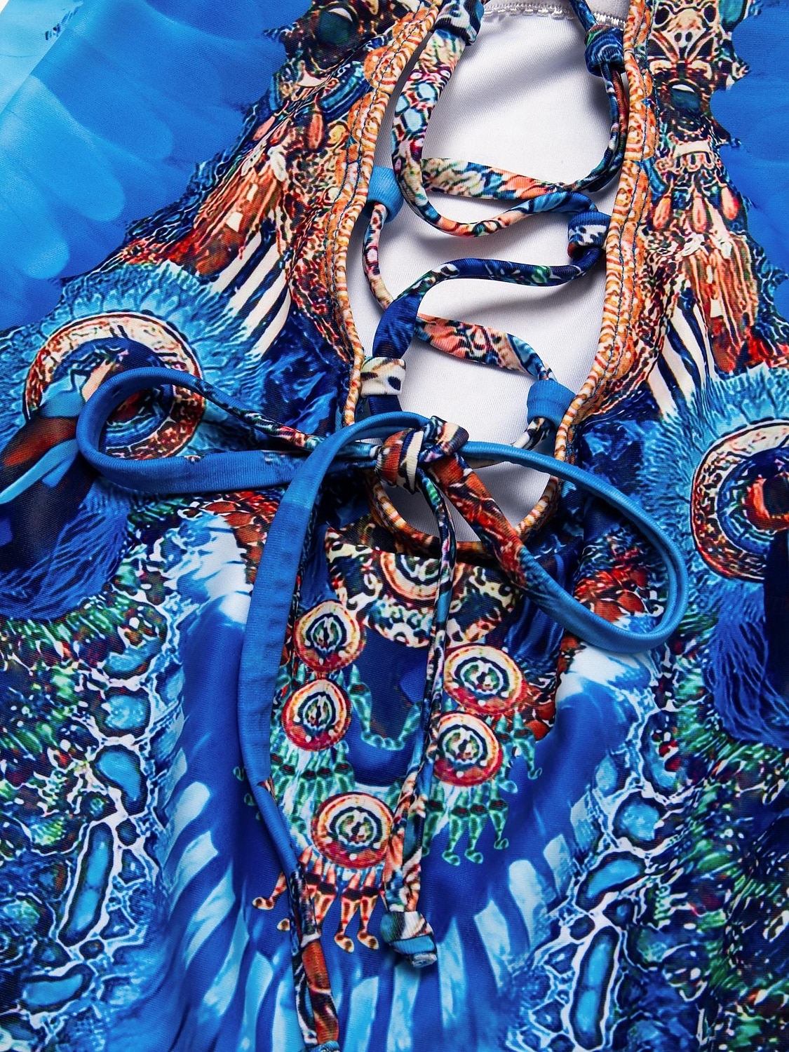 Maiô de férias com estampa de leopardo e penas, tecido elástico de alta elasticidade e amarração nas costas. de 2026 por $44.99 –P14