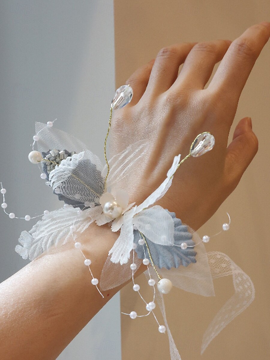 Fleurs de poignet de mariage Petit bouquet de fleurs au poignet Mariage / Soirée / Fête Tissus A Fleurs de 2025 ? $29.99 –P5